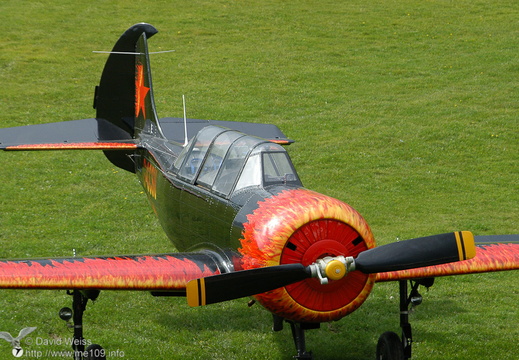 Yak-52