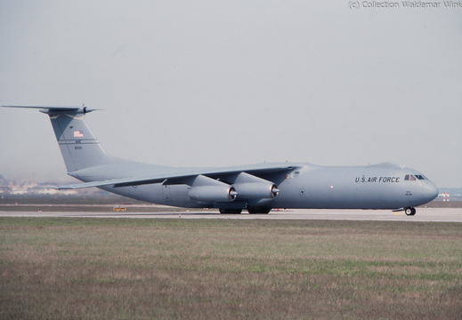 C-141 Starlifter