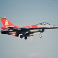 F-16A_Fighting_Falcon_DSC_3493.jpg