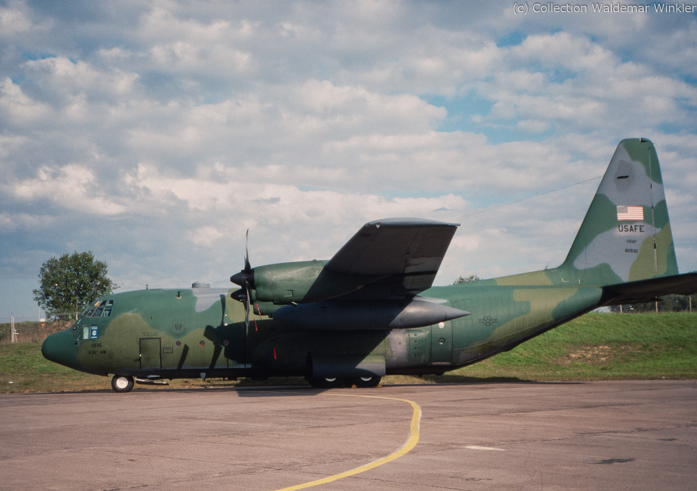 C-130_Hercules_DSC_3286.jpg