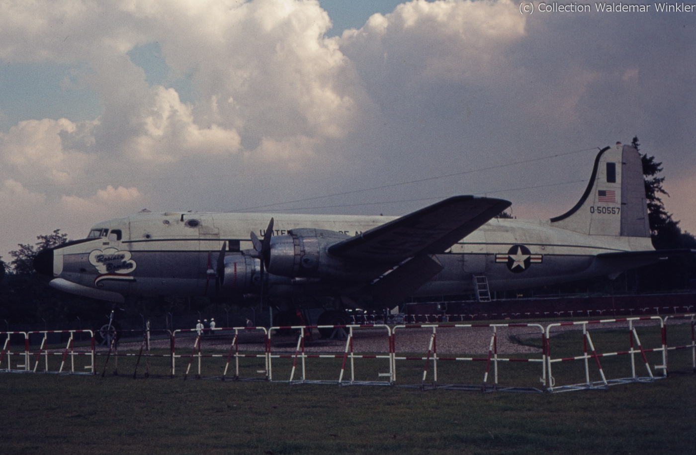 C-54_Skymaster_DSC_3534.jpg