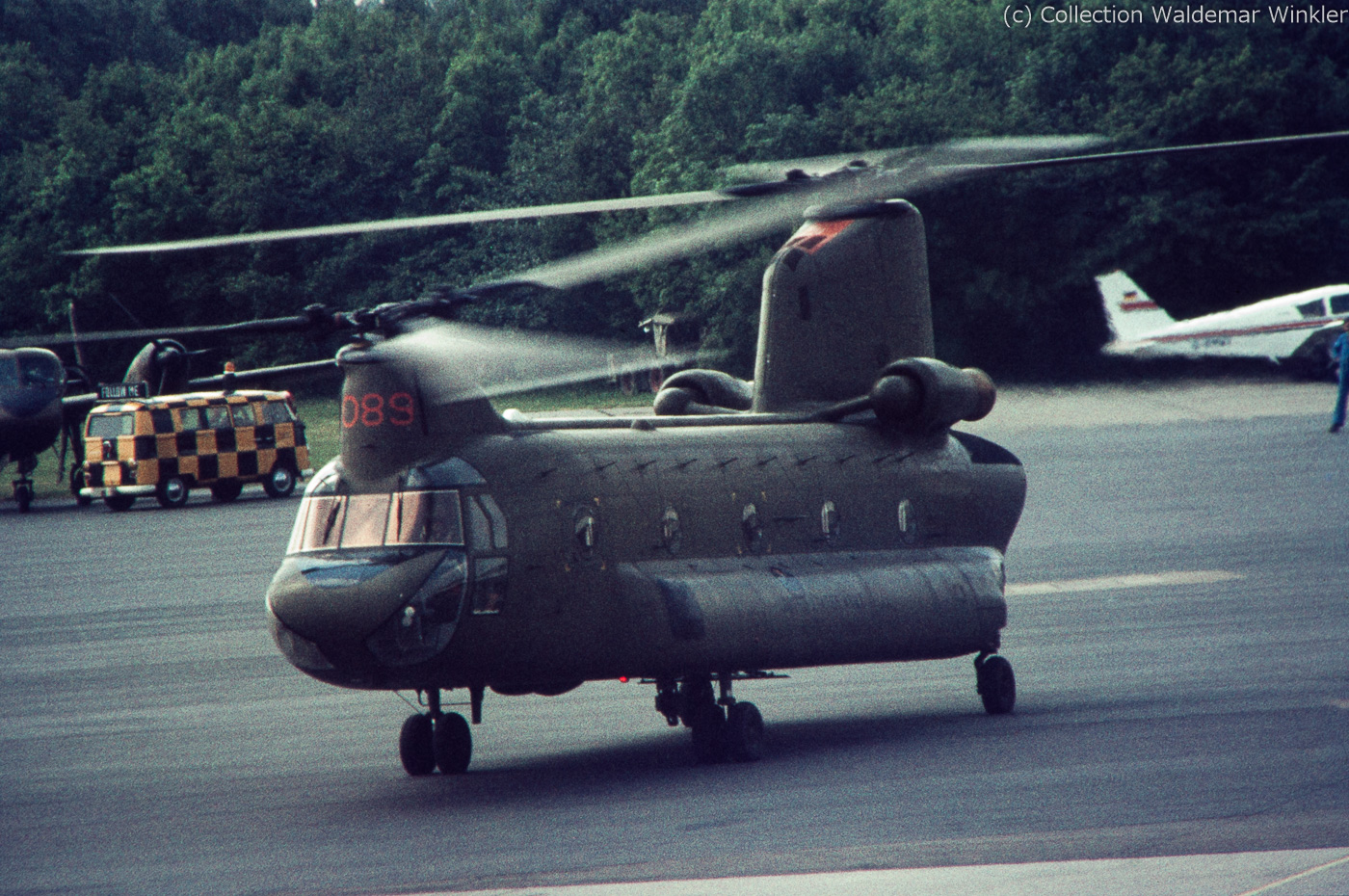 CH-47_Chinook_DSC_2708.jpg