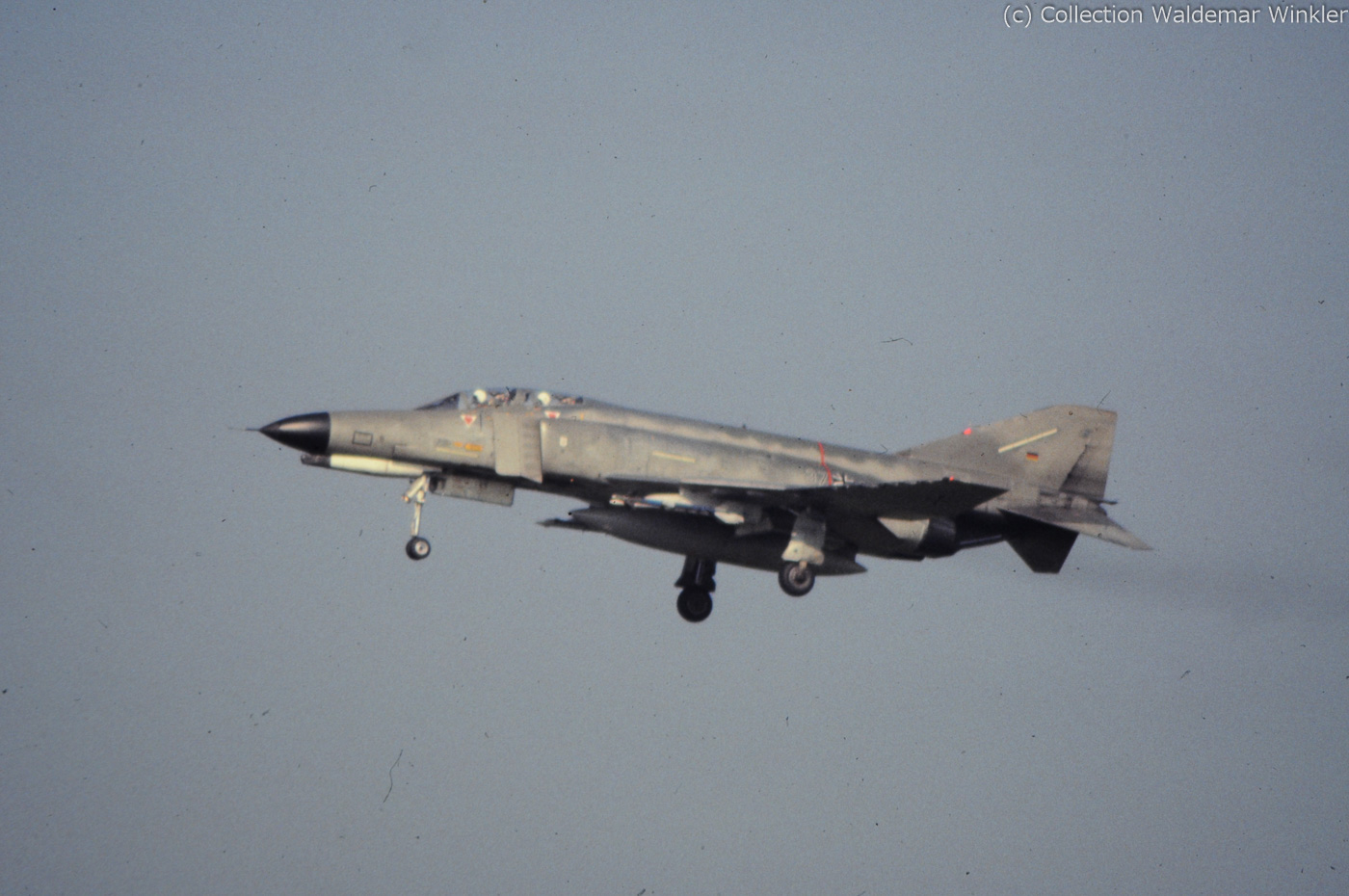 F-4_Phantom_II_DSC_1108.jpg