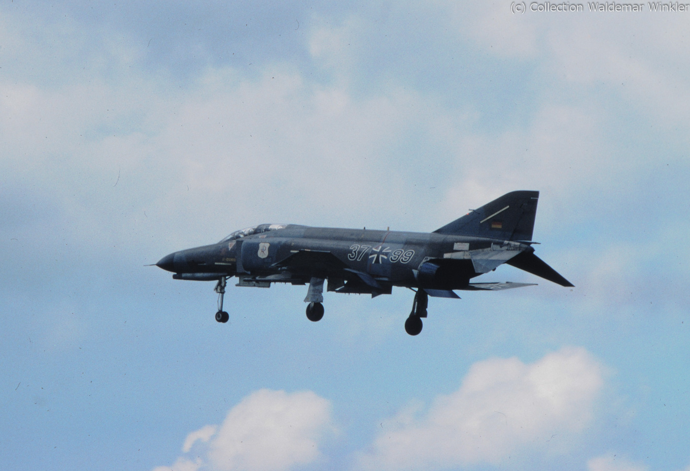 F-4_Phantom_II_DSC_1141.jpg