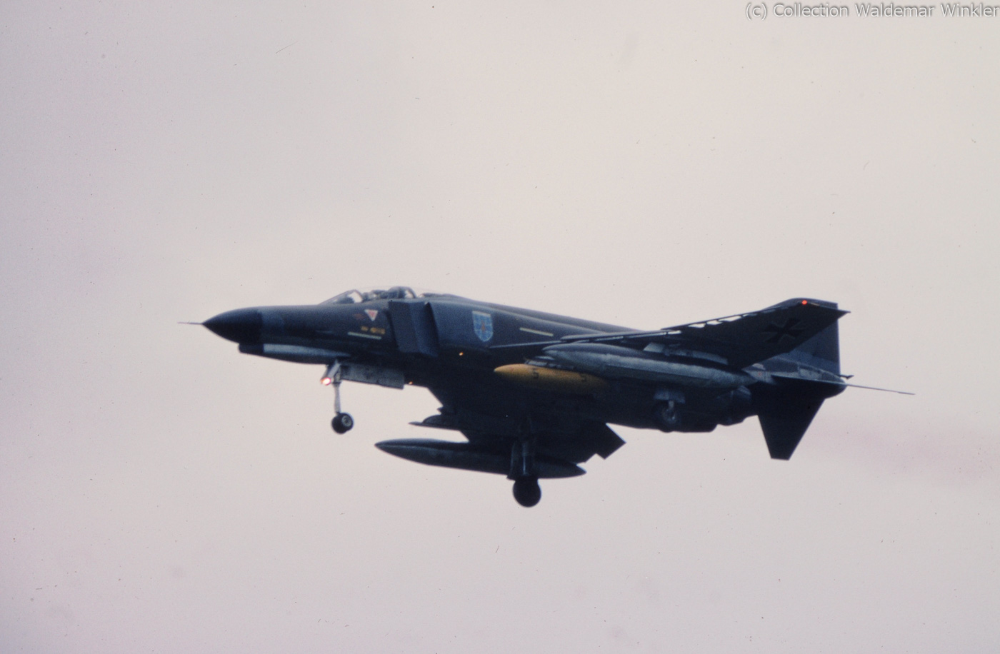 F-4_Phantom_II_DSC_1203.jpg