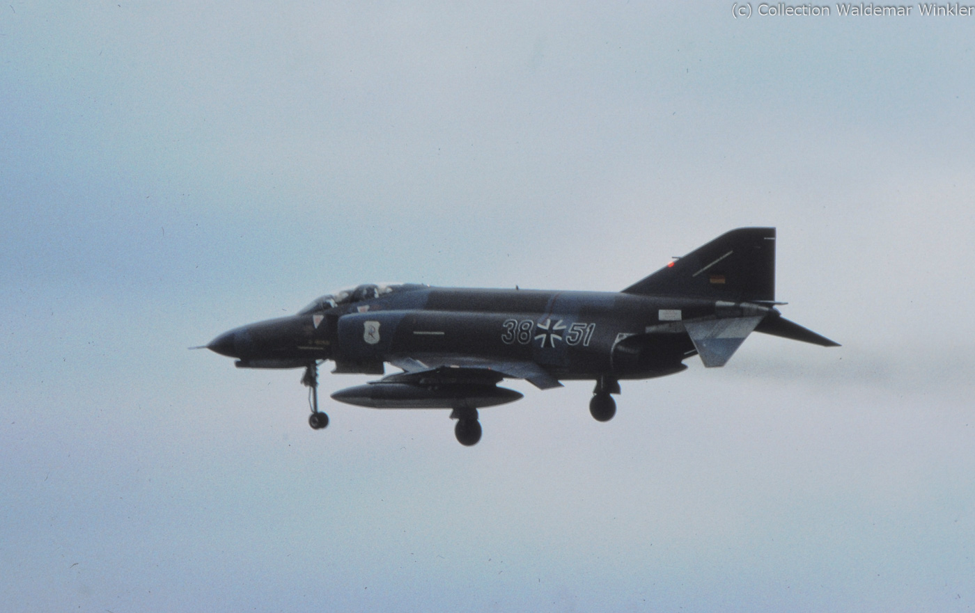 F-4_Phantom_II_DSC_1356.jpg