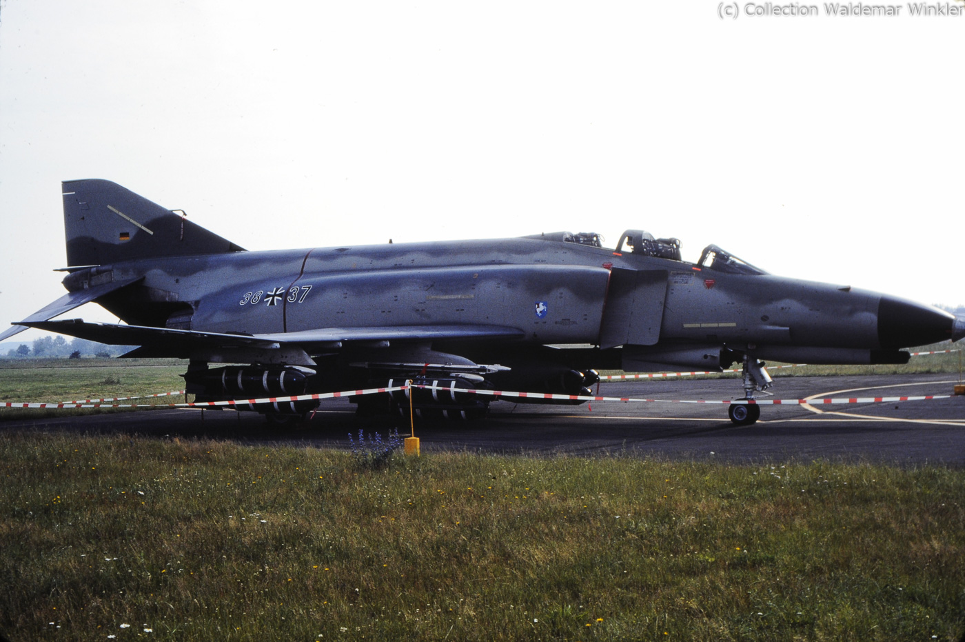 F-4_Phantom_II_DSC_1557.jpg