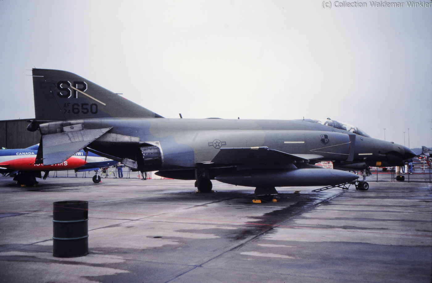 F-4_Phantom_II_DSC_2991.jpg