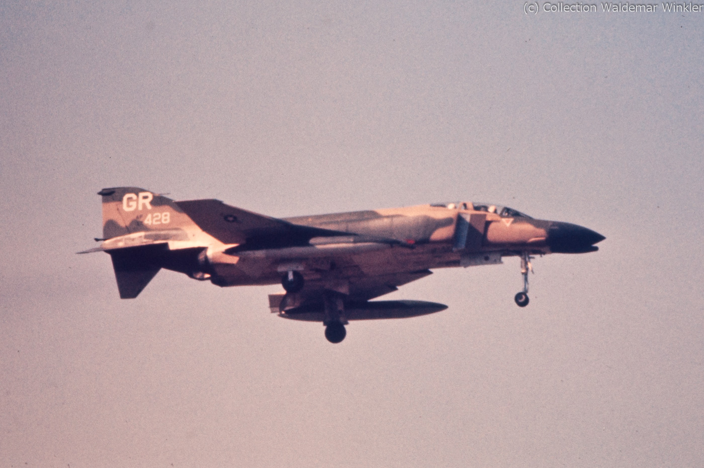 F-4_Phantom_II_DSC_4755.jpg
