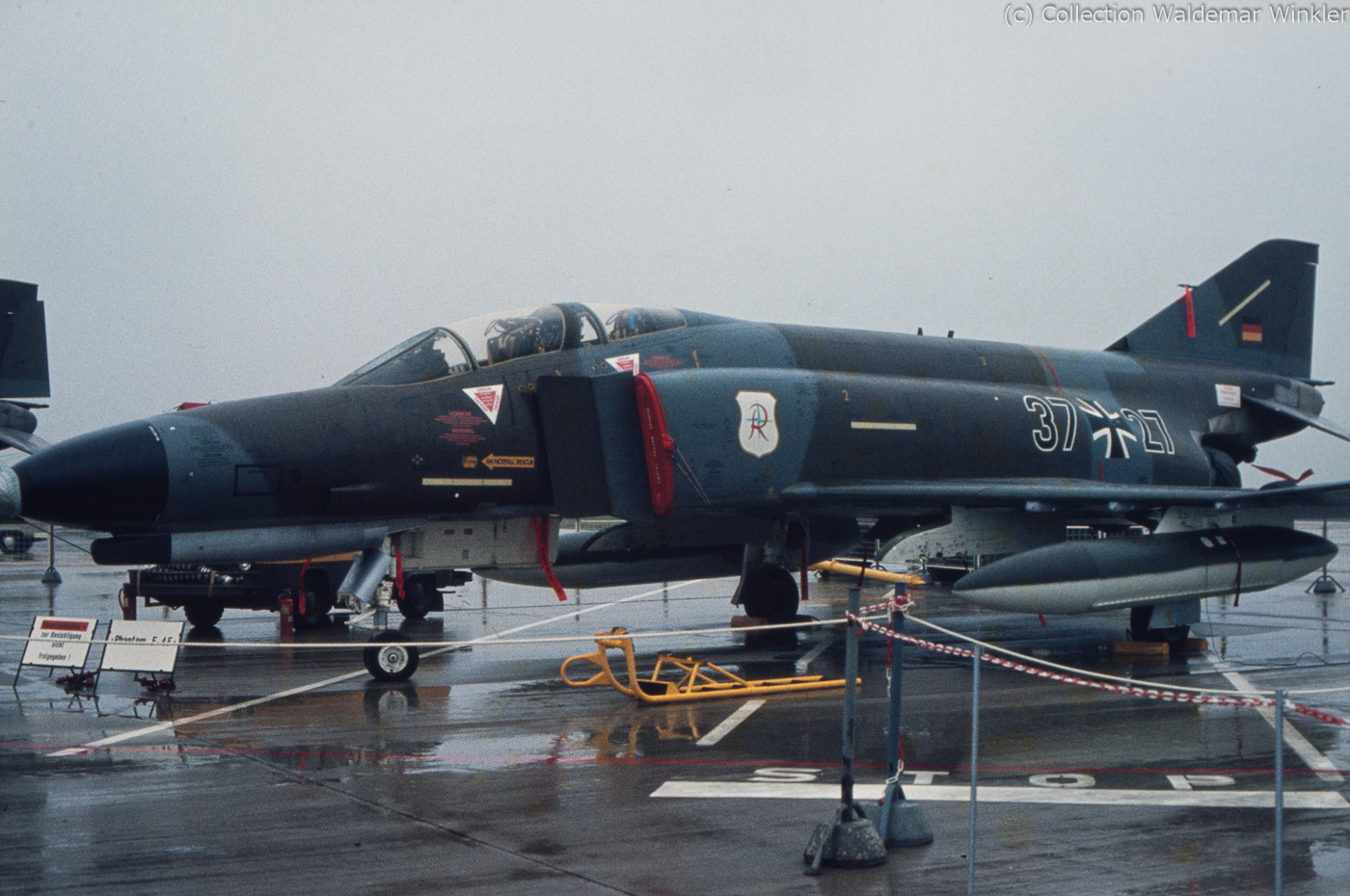 F-4_Phantom_II_DSC_4968.jpg
