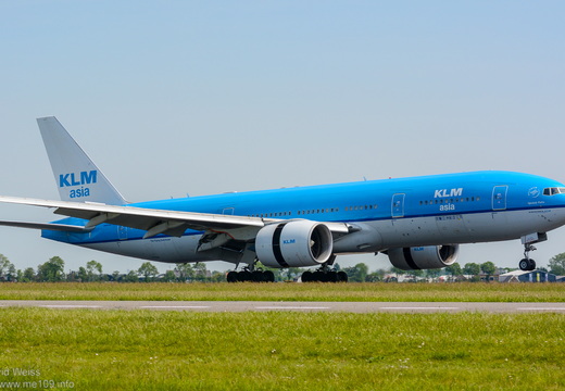 Boeing 777