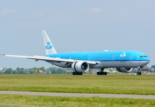 Boeing 777