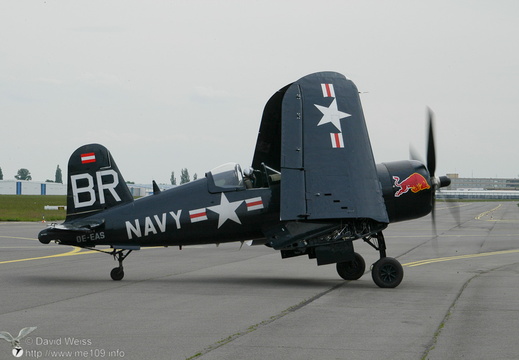 F4U Corsair