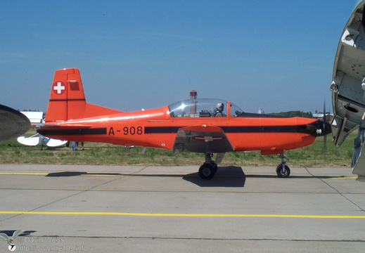 Pilatus PC-7