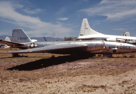 RB-57B