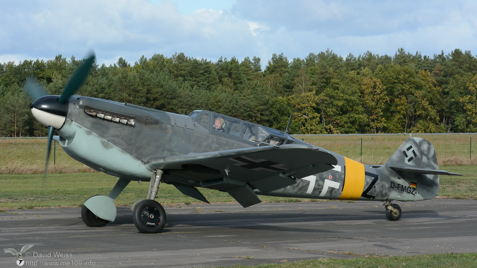 Bf_109_G-12_DSC_5634.jpg
