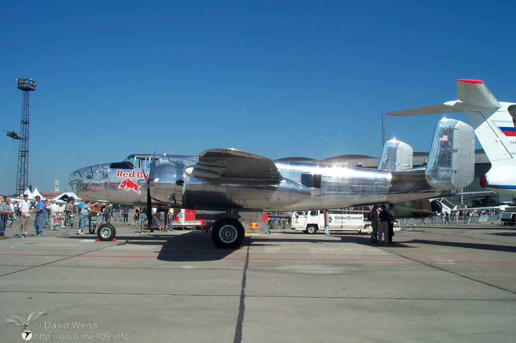 B-25_Mitchell_DCP_3798.jpg