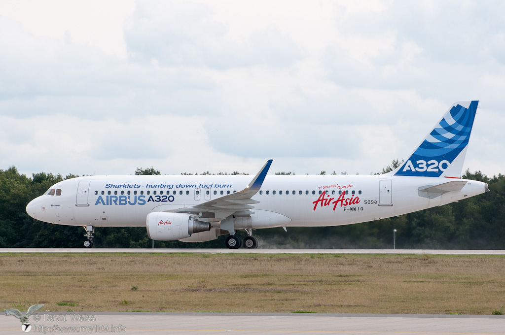 Airbus_A320_Sharklet_DSC_6439.jpg