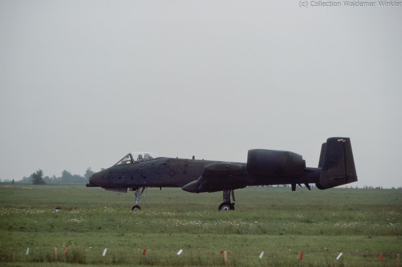 A-10_Thunderbolt_II_DSC_3098.jpg