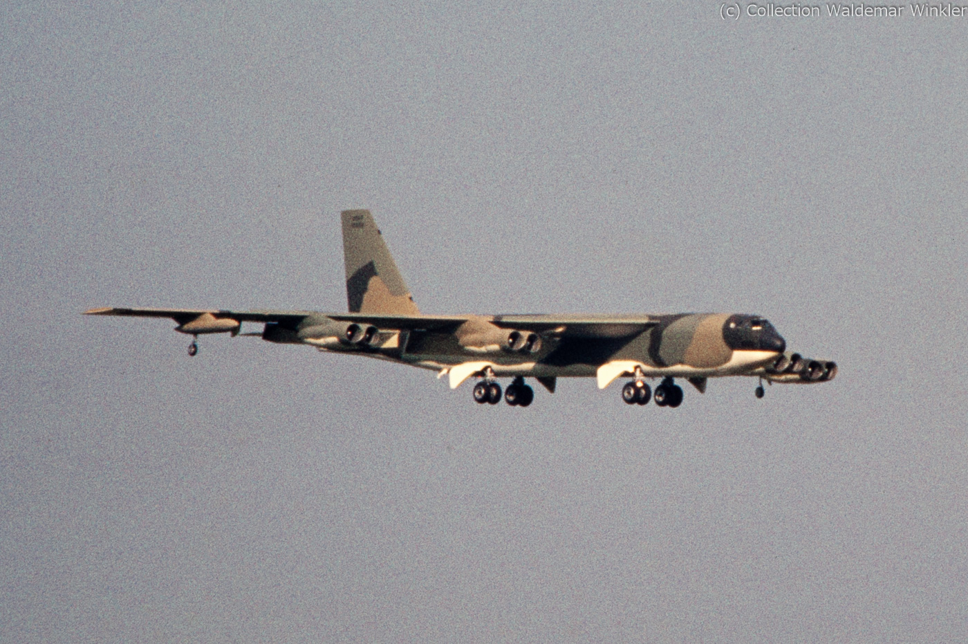 B-52_Stratofortress_DSC_4730.jpg