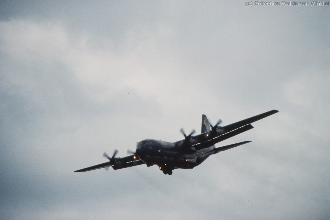C-130_Hercules_DSC_3480.jpg