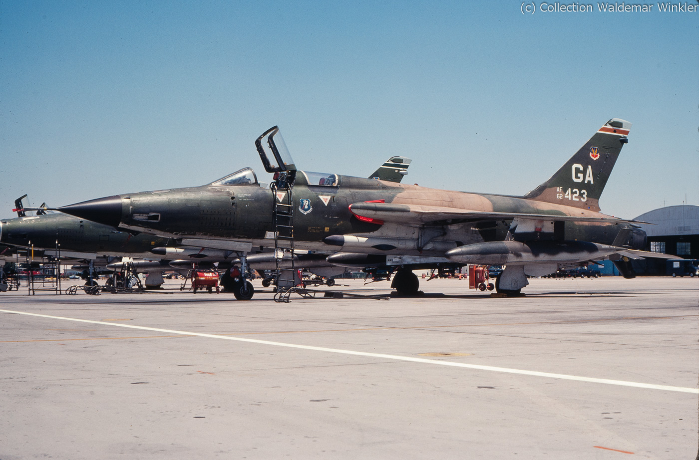 F-105_Thunderchief_DSC_3185.jpg