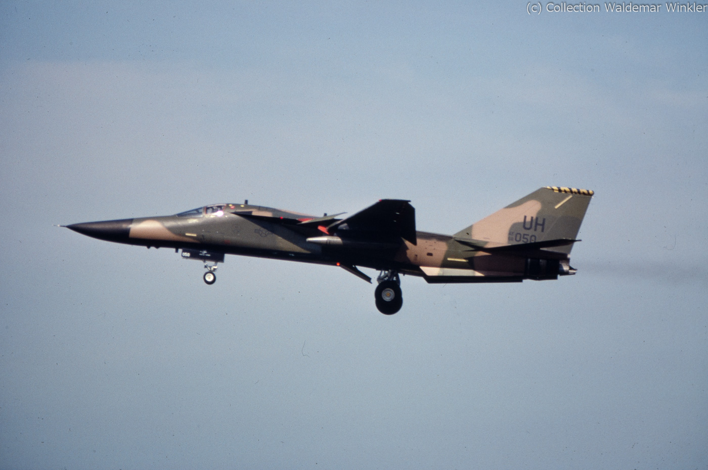 F-111_Aardvark_DSC_3092.jpg