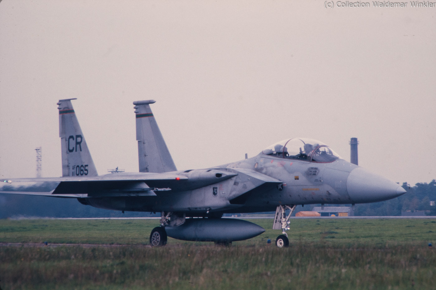 F-15B_Strike_Eagle_DSC_2728.jpg
