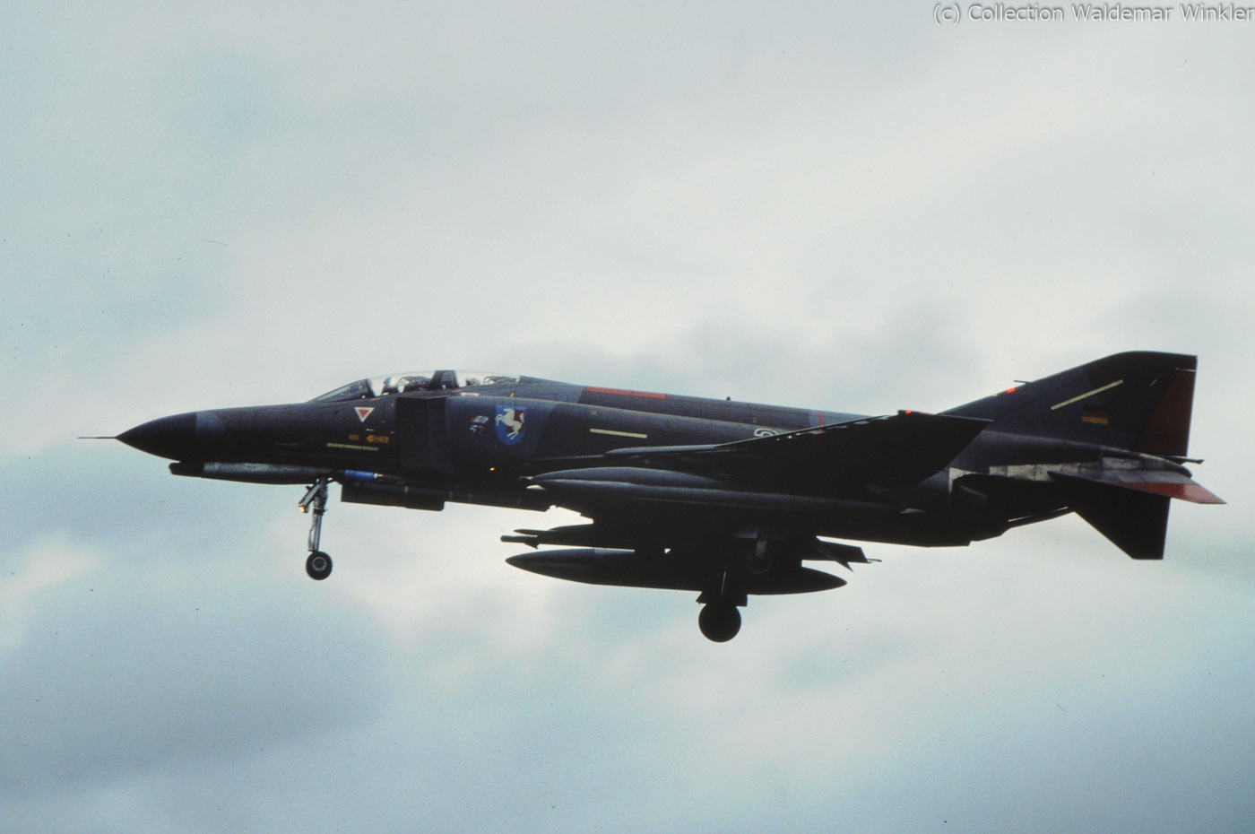 F-4_Phantom_II_DSC_1069.jpg