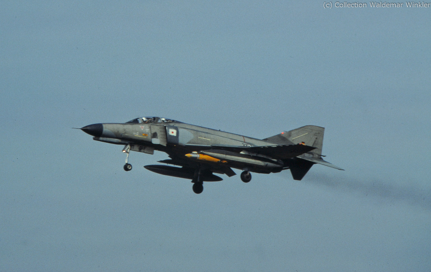 F-4_Phantom_II_DSC_1099.jpg