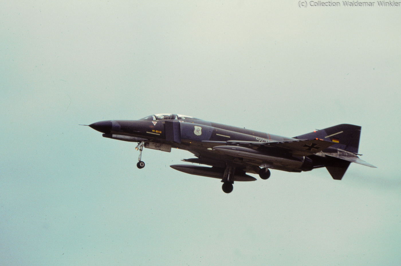 F-4_Phantom_II_DSC_1119.jpg