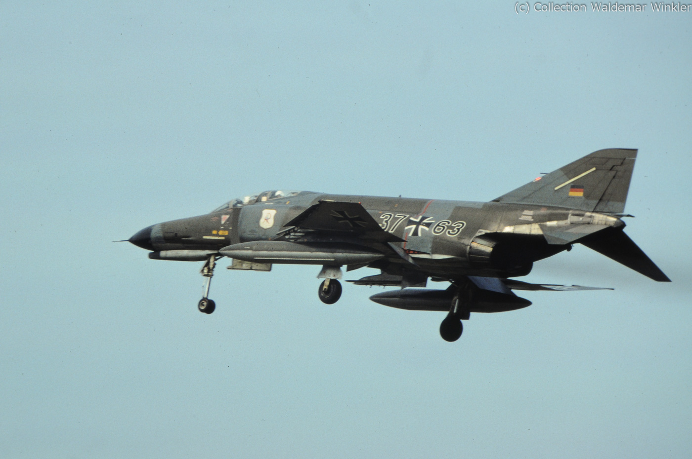 F-4_Phantom_II_DSC_1127.jpg