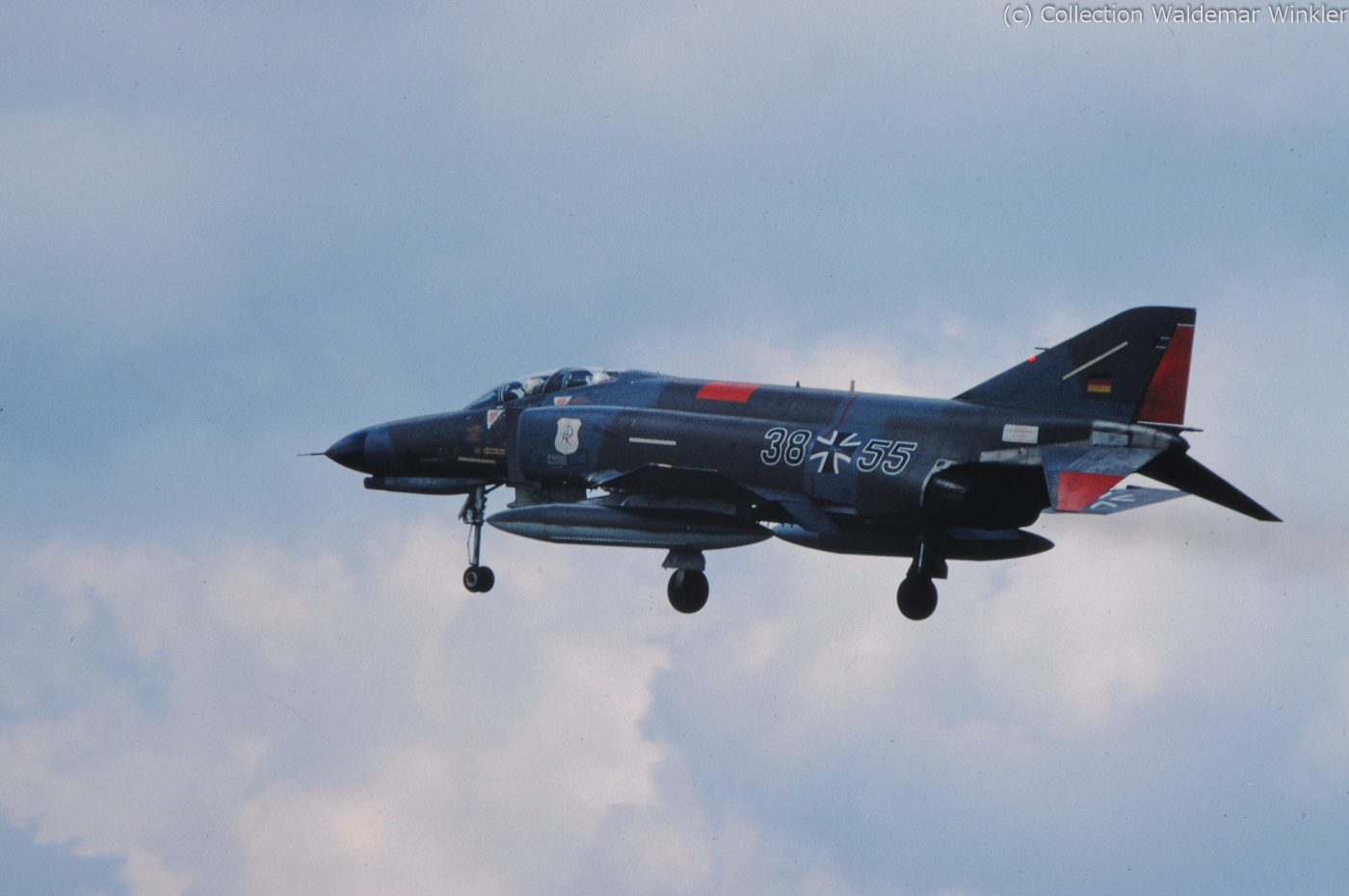 F-4_Phantom_II_DSC_1285.jpg