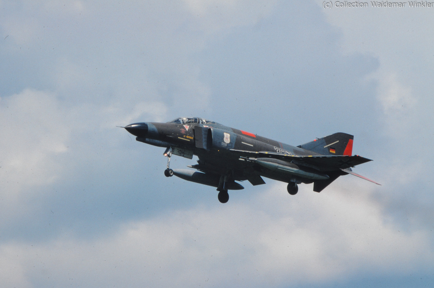 F-4_Phantom_II_DSC_1288.jpg