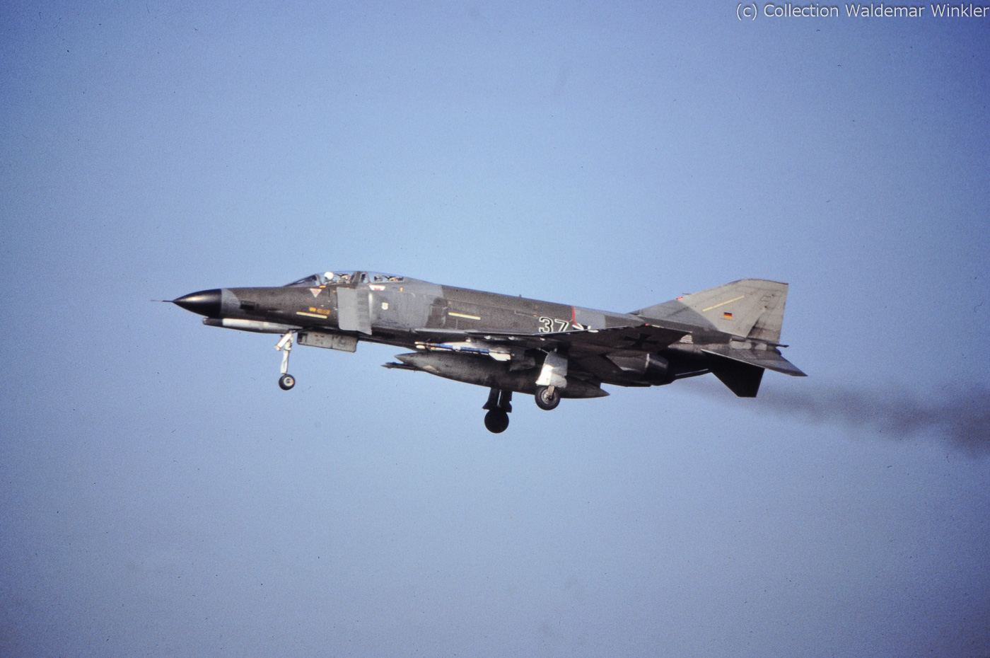 F-4_Phantom_II_DSC_1357.jpg