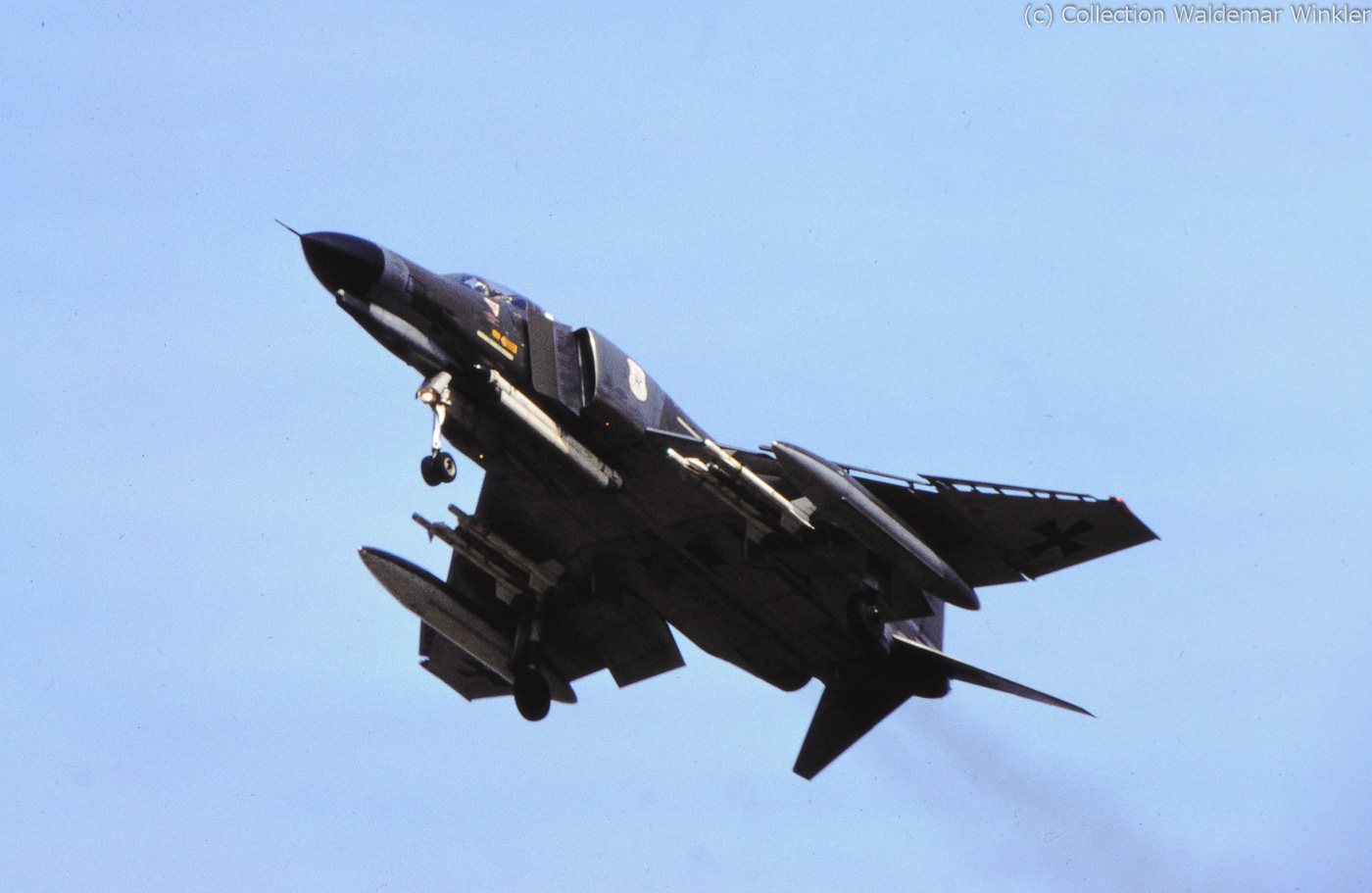 F-4_Phantom_II_DSC_1380.jpg