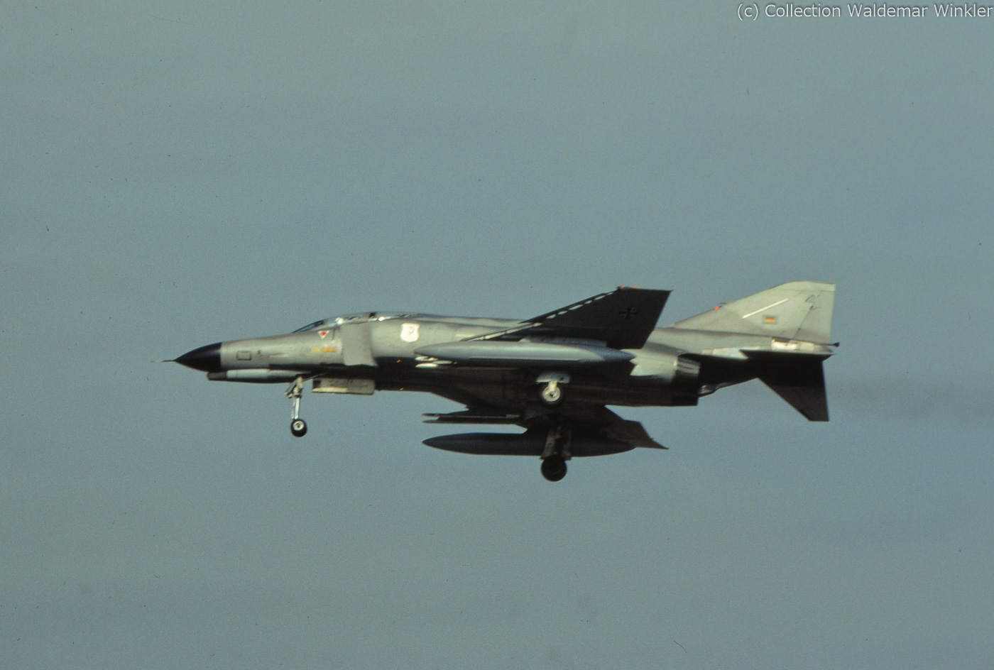 F-4_Phantom_II_DSC_1387.jpg