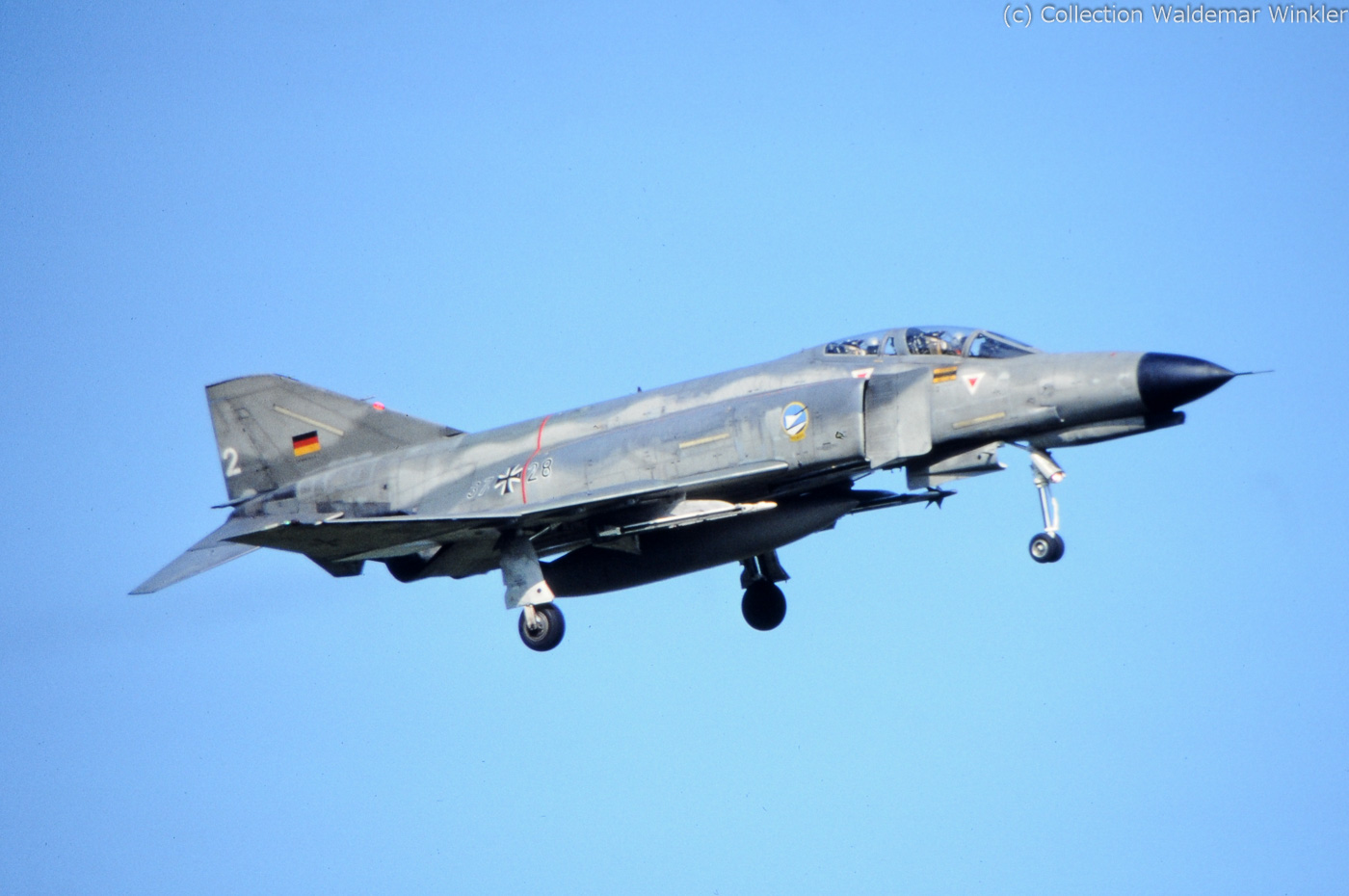 F-4_Phantom_II_DSC_1396.jpg