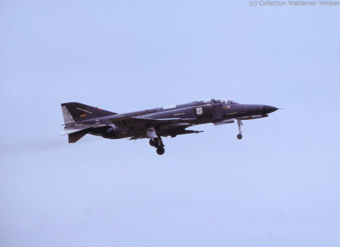 F-4_Phantom_II_DSC_1405.jpg