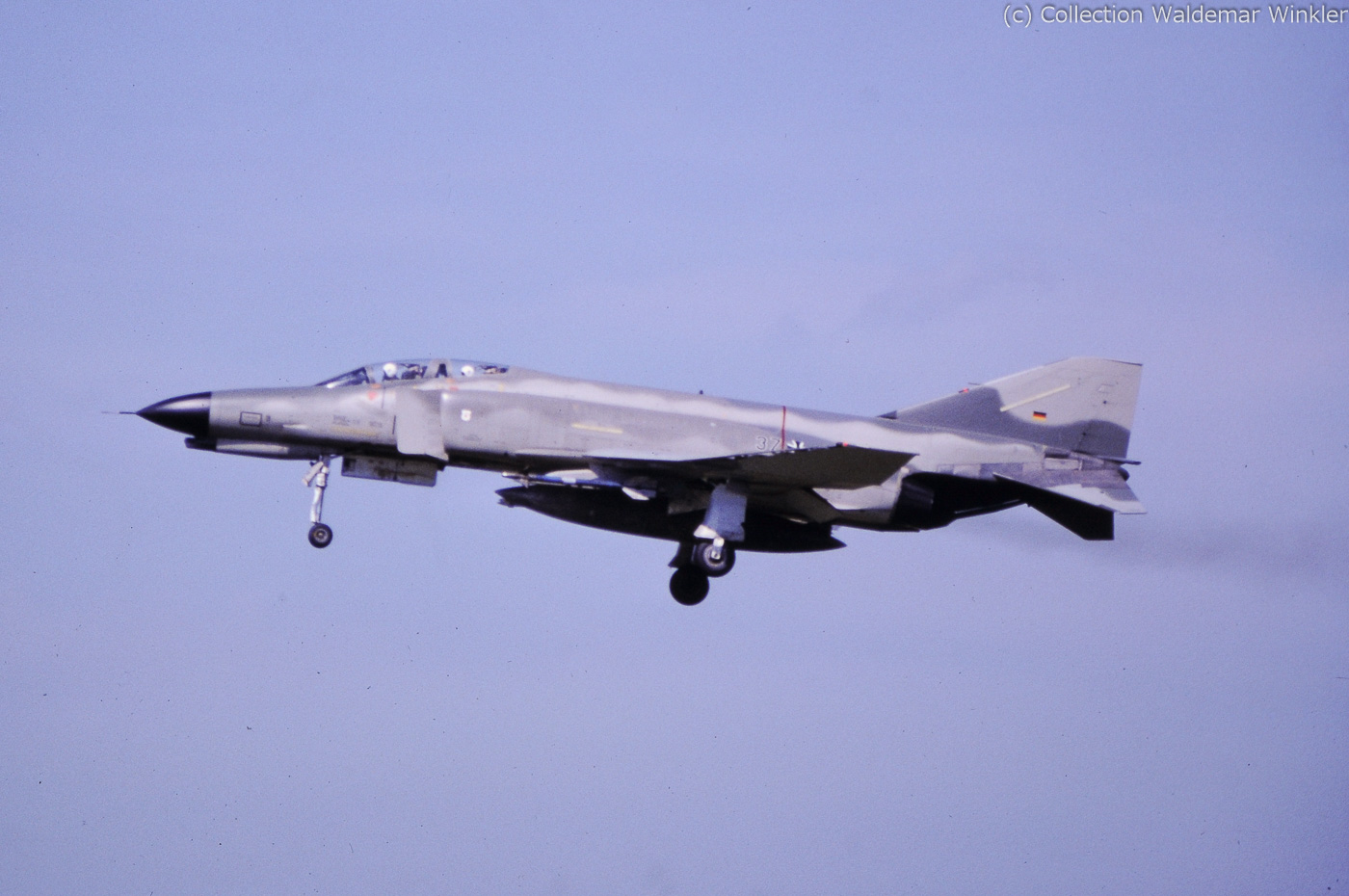 F-4_Phantom_II_DSC_1409.jpg