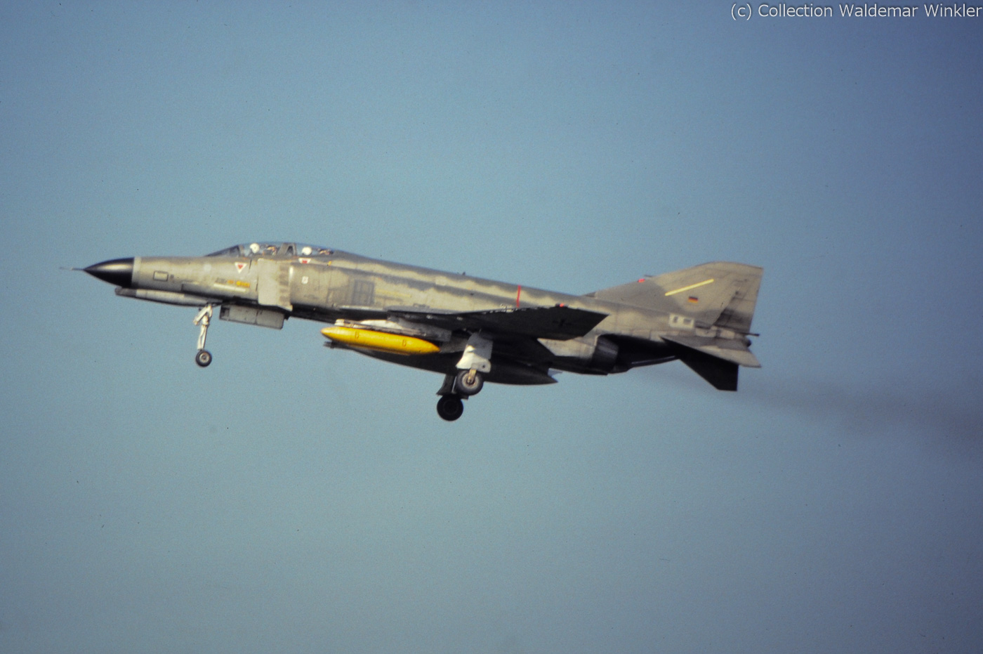 F-4_Phantom_II_DSC_1498.jpg