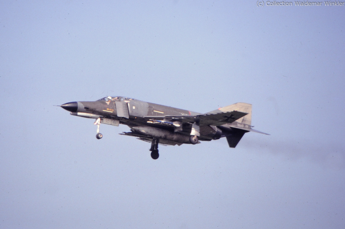F-4_Phantom_II_DSC_1663.jpg