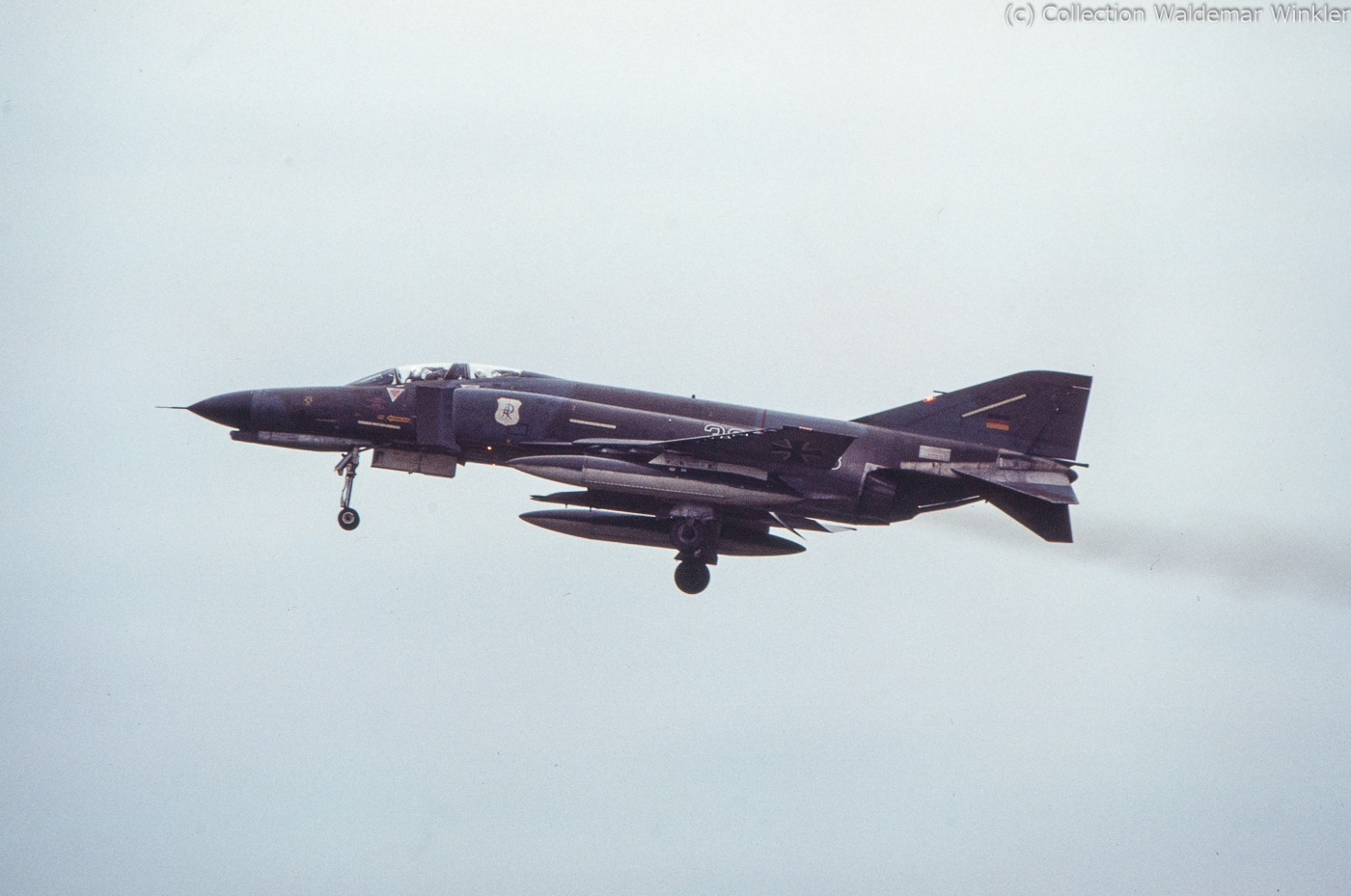 F-4_Phantom_II_DSC_2738.jpg