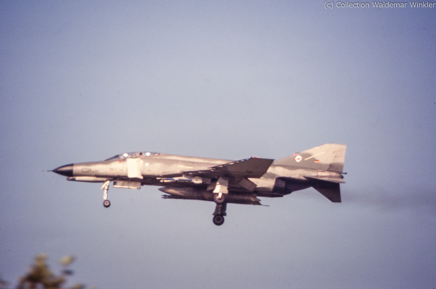 F-4_Phantom_II_DSC_2873.jpg