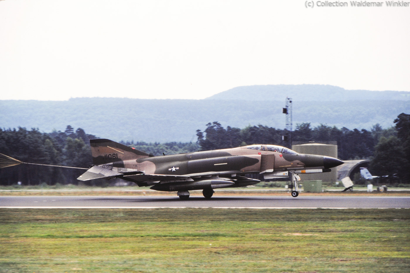 F-4_Phantom_II_DSC_3015.jpg