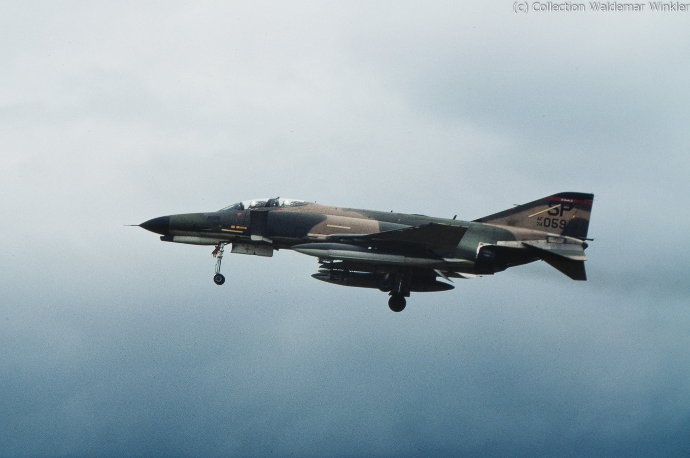F-4_Phantom_II_DSC_3143.jpg