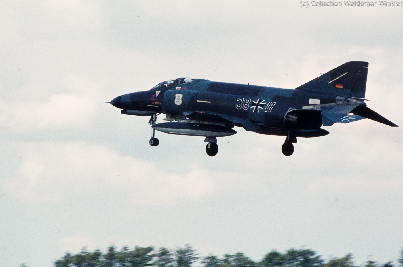 F-4_Phantom_II_DSC_4057.jpg