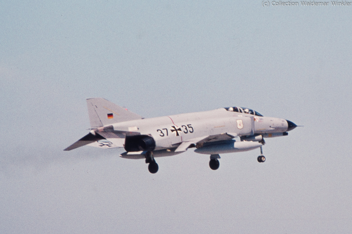 F-4_Phantom_II_DSC_4173.jpg