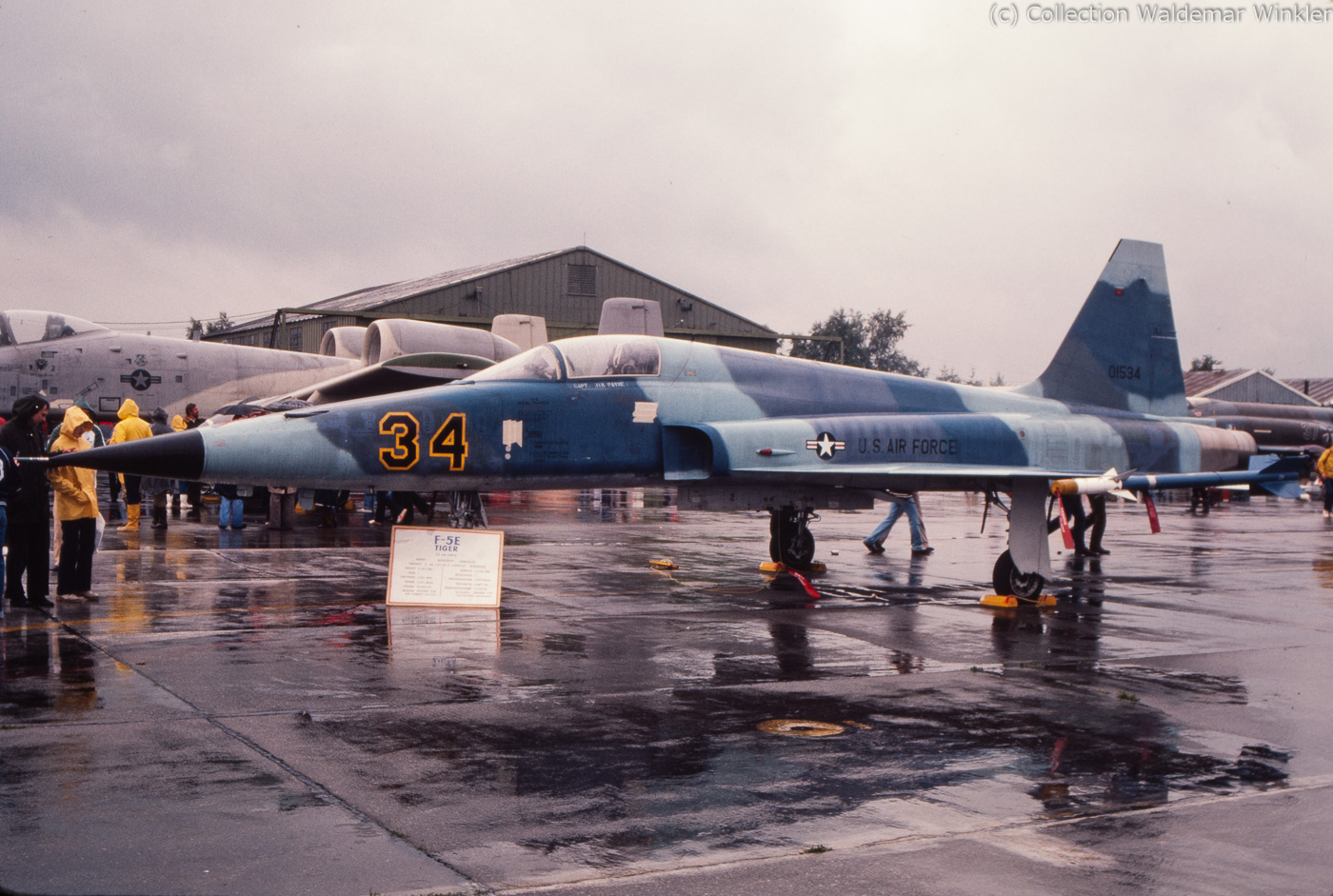 F-5E_Tiger_II_DSC_3331.jpg