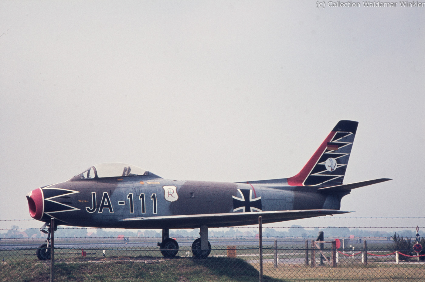 F-86_Sabre_DSC_2204.jpg